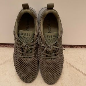 Men’s No Bull Moss Mesh Runner Size 9.5